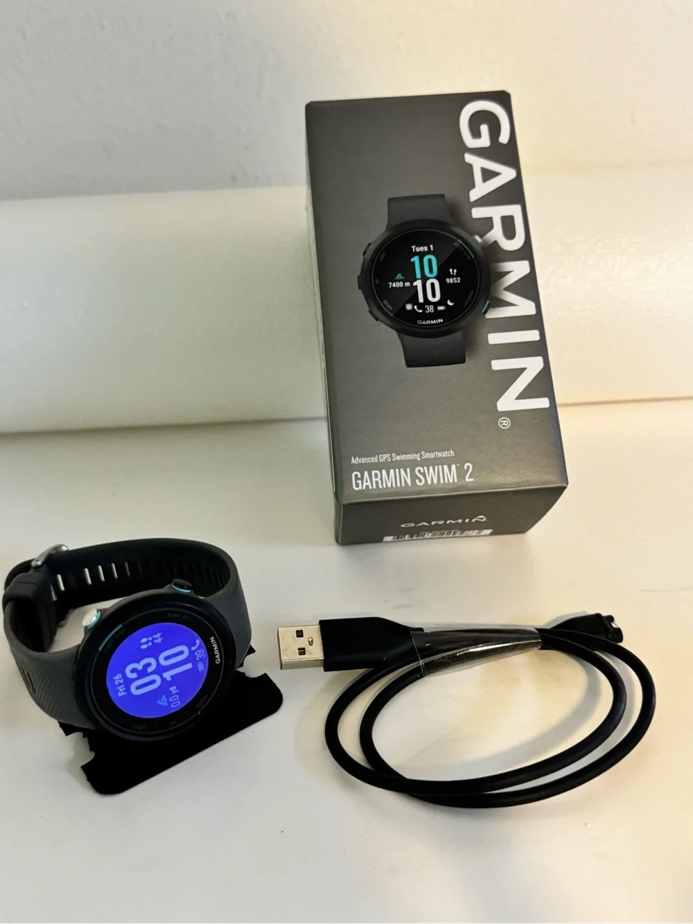 Garmin Swim 2 GPS Sports Watch – Like New w/ Original Box & Accessories